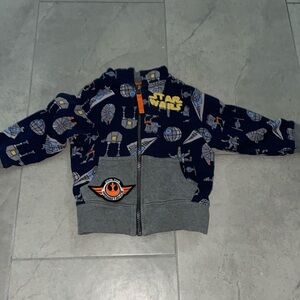 Star Wars sweatshirt